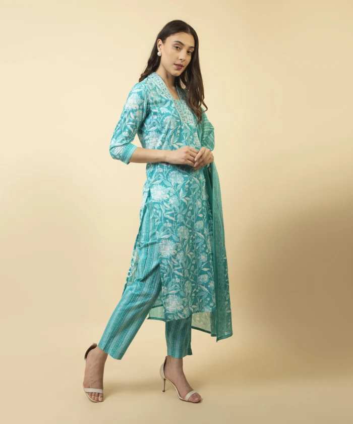 Women Cambric cotton kurta Pant Dupatta set - Image 5