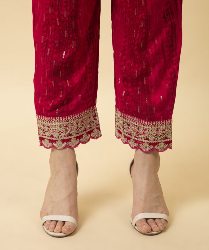 Red Ethnic kurta and pet with dupatta - Image 8