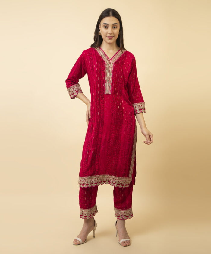 Red Ethnic kurta and pet with dupatta - Image 4