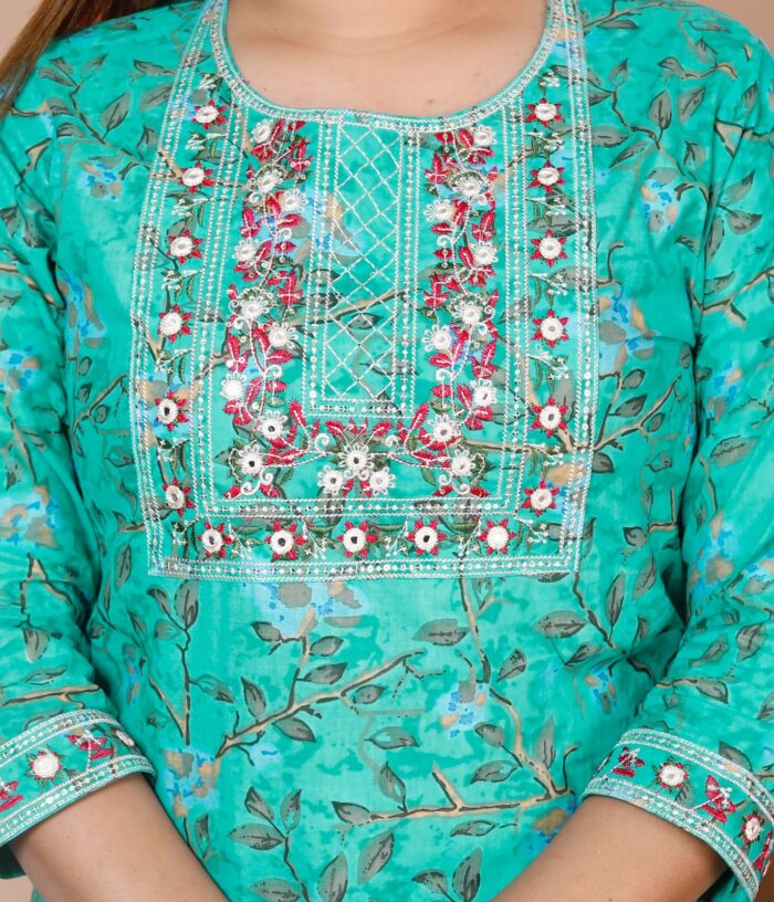 Printed Suit with Afghani Set - Image 4